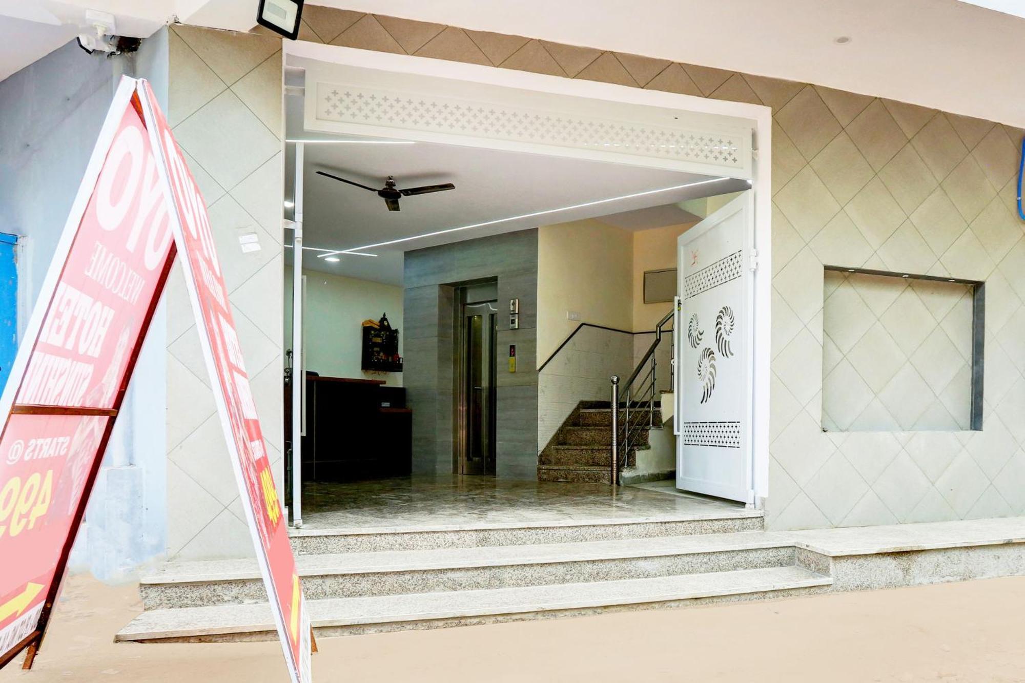 Hotel O Sunshine 3*